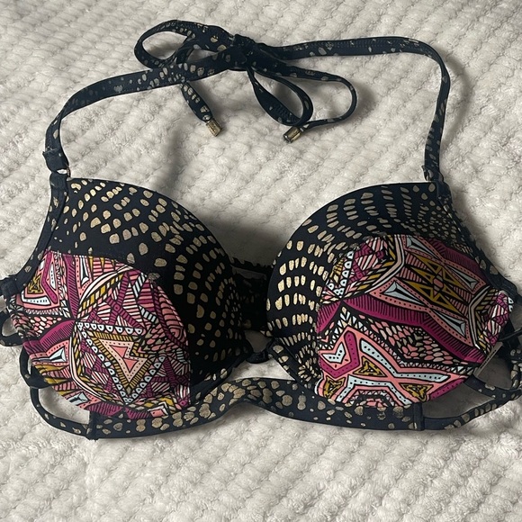 Abercrombie & Fitch Other - Abercrombie & Fitch Black and Pink Lace Bras